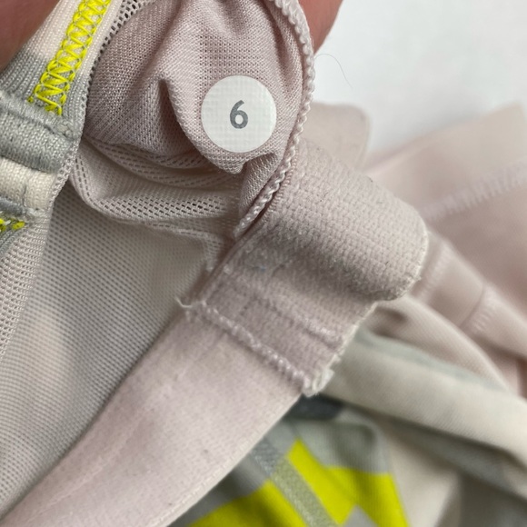 Lululemon Racerback Woman’s Power Y Tank Top Shirt Striped Yellow Sz 6 Athletica - Picture 4 of 16